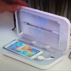 NWT V.3 Soap Sanitizer/Charger UV Light Phonesoap.